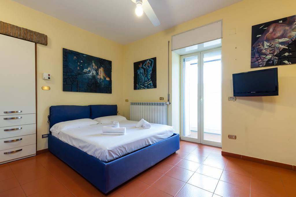 Apartamento Amedeo Savoia - Bh 49 Nápoles Exterior foto
